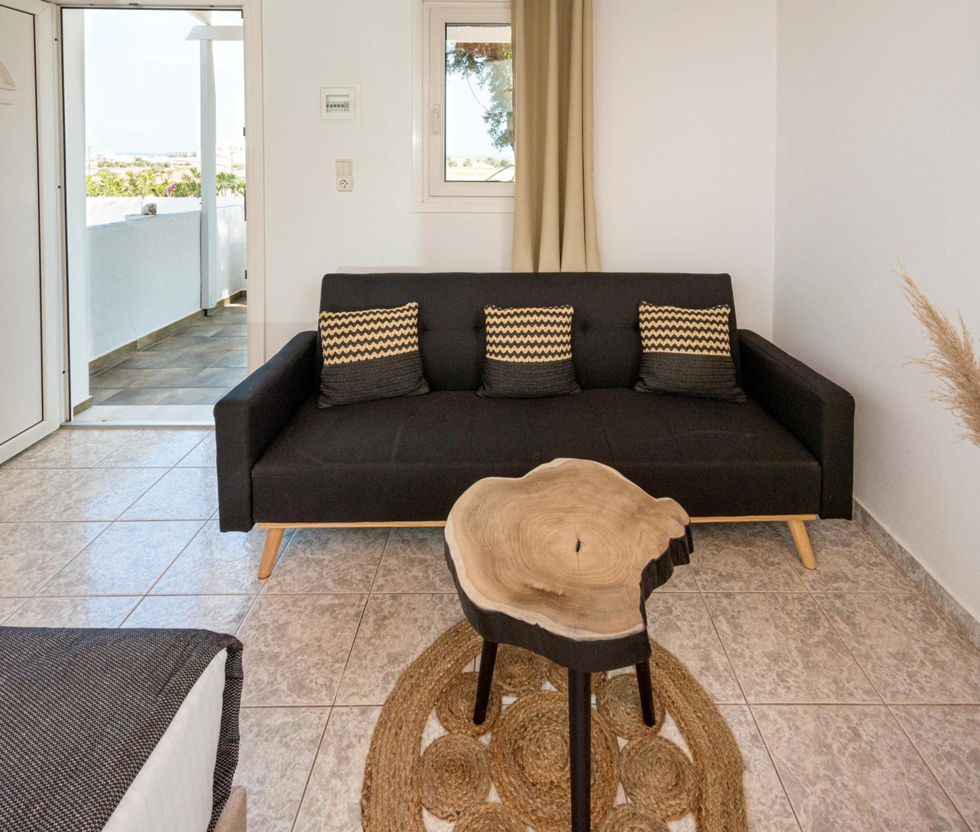 Kanelis Studios & Suites Mytakas Bagian luar foto